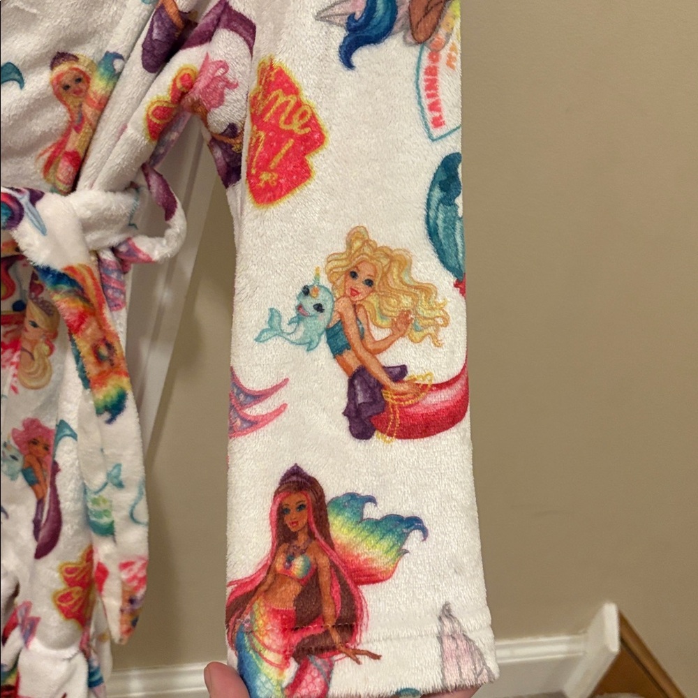 Barbie Mermaid Plush Robe - Picture 5 of 8